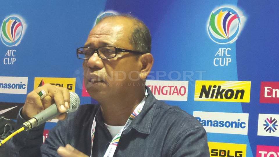 Stefano Cugurra 'Teco' tidak bisa mendampingi tim Bali United yang akan segera maju berjuang di kompetisi Liga Champions Asia (LCA). Emral Abus pun ditunjuk untuk membesut Bali di LCA.